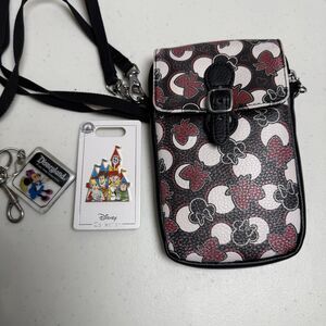 Disney Bundle - Disney Parks Crossbody - Disneyland Key Chain Disney Parks Pin
